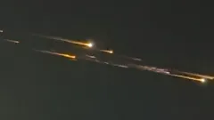 Загадочные объекты в небе сняли на видео в Астане: угрозы нет, заявили в Минобороны