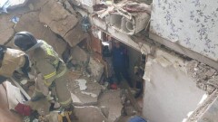 Жильцам дома в Темиртау, где обрушилась стена, не разрешают вернуться в квартиры
