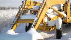 Трактор насмерть сбил работника животноводческой фермы в Акмолинской области