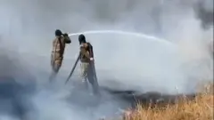 Природный пожар в Карагандинской области, начавшийся два дня назад, пока не потушили