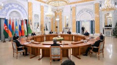 Президент Казахстана принял участие в неформальной встрече глав СНГ