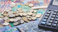 Какими будут МРП, минимальный размер зарплаты и пенсии в 2025 году