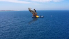 Нефтяной танкер взорвался у берегов Гонконга
