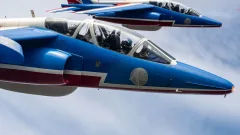 Два реактивных самолёта столкнулись и рухнули во время учений во Франции