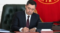 Президент Кыргызстана расширил свои полномочия