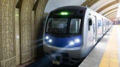 В метро Алматы объяснили остановку поезда в тоннеле