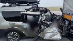 Педагоги из ЗКО ехали получать дипломы и попали в аварию. Три человека погибли, четверо пострадали