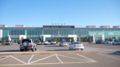 Аэропорт Актау обвинили в нарушении прав провожающих и встречающих из-за тщательного досмотра