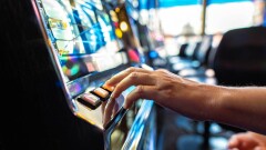 Подросток из Тараза вскрыл игровые автоматы и украл монеты. Ему вынесли приговор