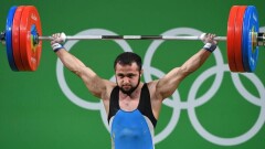 Олимпийского чемпиона по тяжёлой атлетике из Казахстана Нижата Рахимова лишили золотой медали