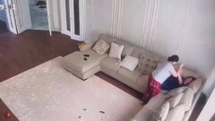 Мать набросилась с ножом на дочь-подростка в Шымкенте. Полиция возбудила уголовное дело