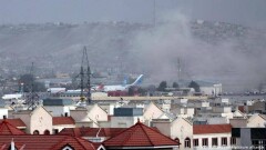 Число погибших при взрывах у аэропорта Кабула достигло 170