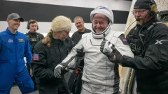 Космонавтов с МКС вернули на Землю из-за болезни: стало известно, кто нуждался в помощи врачей