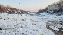 В Алматы на реках начался шугоход. Жителей просят не находиться вблизи русел