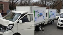 В Ташкенте в ДТП попала колонна подаренных ЮНИСЕФ спецмашин для перевозки вакцин