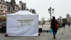 Во Франции заявили о стремительном начале пятой волны Covid-19