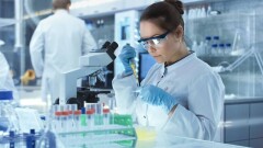 Moderna успешно протестировала свою вакцину от Covid-19 для детей от 6 лет