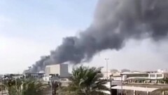В ОАЭ в результате атаки беспилотников взорвались цистерны с топливом. Погибли три человека