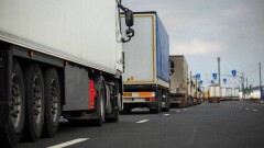 Водители большегрузов устроили драку из-за очереди на пограничном посту в ЗКО