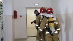 Пятеро строителей пострадали во время пожара в школе Тараза, где идёт ремонт