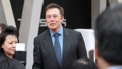 Илон Маск впервые возглавил рейтинг самых богатых бизнесменов США