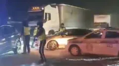 500 автомобилей застряли на трассе Караганда – Астана