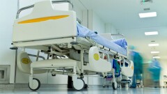 Трёх врачей осудили в Атырау за смерть роженицы