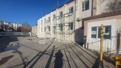 В Кызылорде женщину убило куском железа, упавшим во время ремонта поликлиники