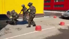 В Актобе задержали преступную группу, вымогавшую деньги у предпринимателя
