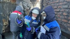 Чёрный снег в Сатпаеве: экологии нашли причины этого явления