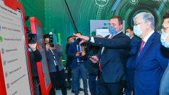 Токаев встретился с основателями Kaspi.kz