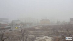 Густой смог окутал Атырау. На АНПЗ опровергли фейк в соцсети о выбросах