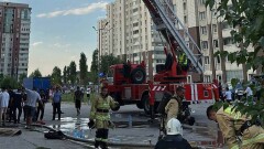 Пожар в многоэтажке Алматы: от множественных травм погибла женщина