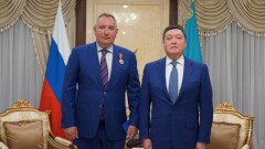 Орденом Дружбы наградил Мамин главу Роскосмоса