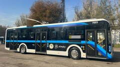 Троллейбус насмерть сбил молодого человека в Алматы