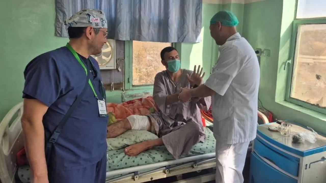 Казахстанские врачи в Афганистане / Фото Минздрава РК