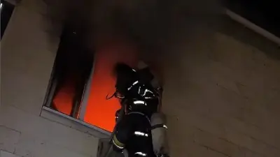 Кафе при гостинице загорелось в Кокшетау, эвакуировали 150 человек