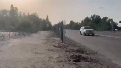 В КНБ объяснили, зачем возводят забор вдоль транзитной дороги в Жамбылской области