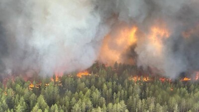 Пожар в Абайской области: горит более 60 000 га, Семей примет эвакуированных, власти предупреждают о фейках