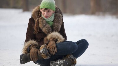 В Семее за один день более 80 человек пострадали из-за гололедицы