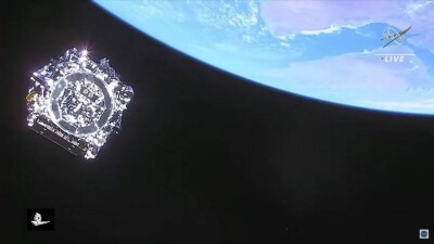 NASA запустило в космос самый мощный телескоп James Webb