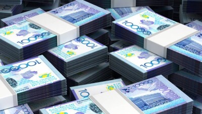 Токаев подписал закон о трансферте из Нацфонда на 2022-2024 годы