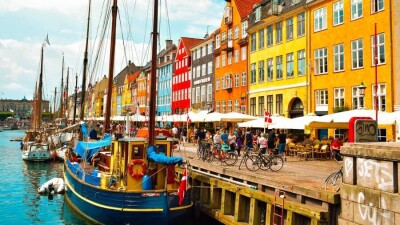 Дания с 10 сентября отменит все ограничения, введённые из-за Covid-19. В стране привиты 80% жителей старше 12 лет