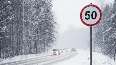Какие республиканские трассы закрыли до утра из-за непогоды