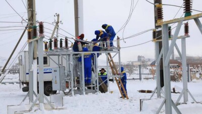 В Жанатасе спустя сутки появилось электричество в домах. Котельная пока не подключена