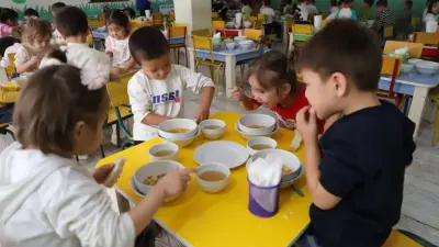 Массовое отравление детсадовцев в Узбекистане: в больницах находятся более 100 детей