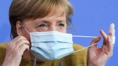 Ангела Меркель привилась вакциной AstraZeneca