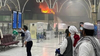 В Багдаде загорелся аэропорт
