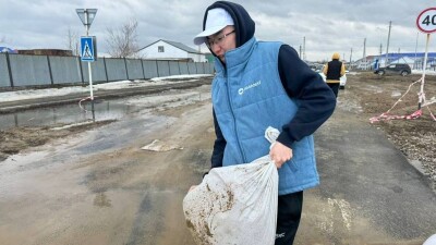 "Жастар Рухы": волонтёры отправились в затопленные районы