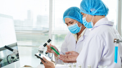 В ВОЗ заявили о повторных заражениях новыми штаммами коронавируса